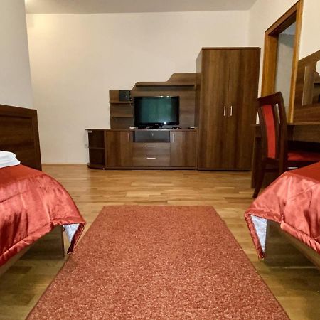 Szelcepuszta Vadaszhaz Hotel Екстериор снимка